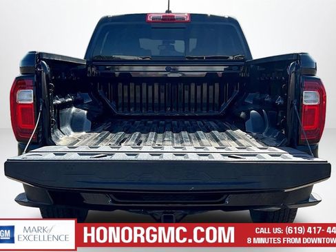 Used 2024 GMC Canyon AT4 AWD/4WD image 7