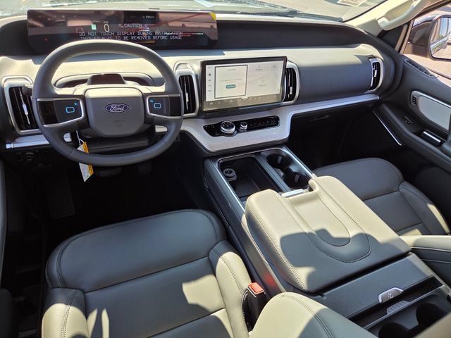 New 2026 Ford Expedition Active AWD/4WD image 8