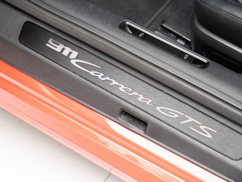 Certified 2024 Porsche 911 Carrera GTS image 15