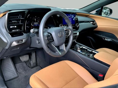 Used 2025 Lexus RX 350 FWD image 18