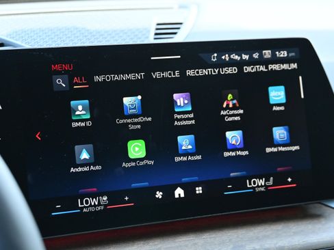 New 2026 BMW X1 xDrive28i w/ Technology Package image 30