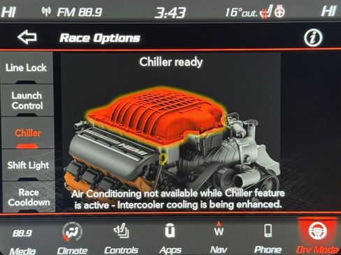 Used 2019 Dodge Challenger SRT Hellcat Redeye image 24