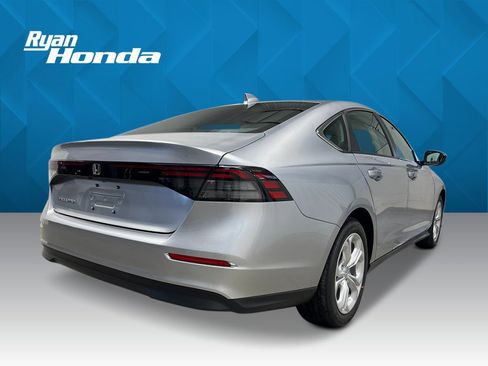 New 2026 Honda Accord LX image 5