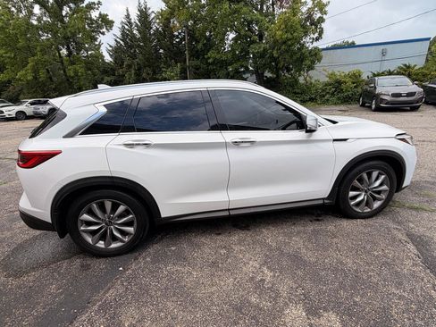 Used 2020 INFINITI QX50 Luxe w/ Navigation Package AWD/4WD image 8