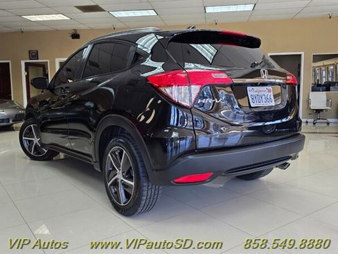 Used 2022 Honda HR-V EX image 3