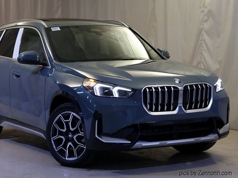 Used 2027 BMW X1 xDrive28i AWD/4WD image 2