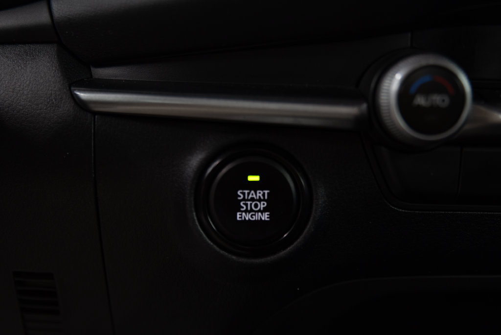 Used 2024 MAZDA MAZDA3 s FWD image 19