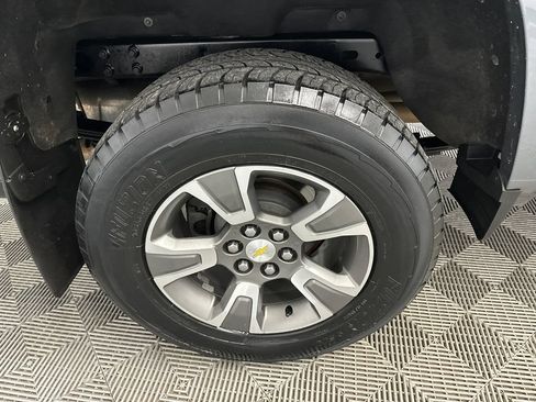 Used 2020 Chevrolet Colorado Z71 AWD/4WD image 18