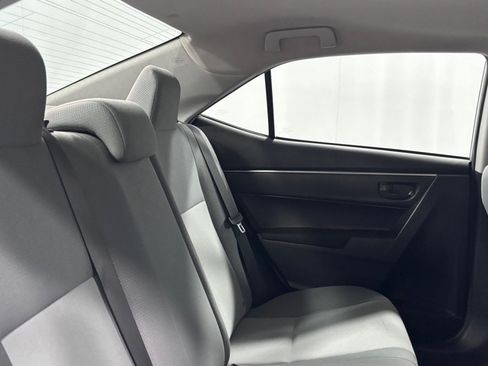Used 2015 Toyota Corolla L FWD image 24