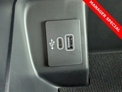 New 2025 Ford F150 XLT w/ Equipment Group 301A Standard image 13