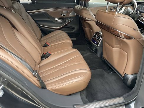 Used 2019 Mercedes-Benz S 560 4MATIC Sedan image 42