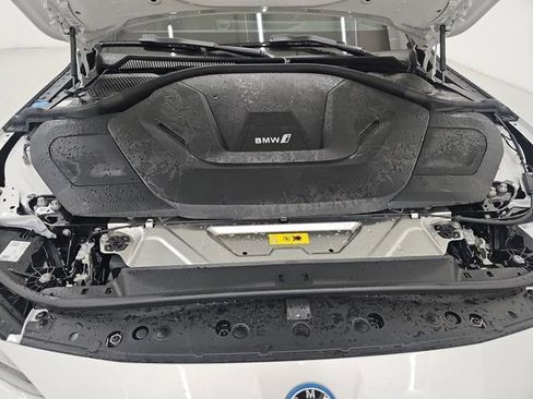 Used 2025 BMW i4 eDrive40 RWD image 14