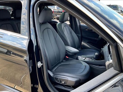 Used 2018 BMW X1 sDrive28i w/ Convenience Package image 9