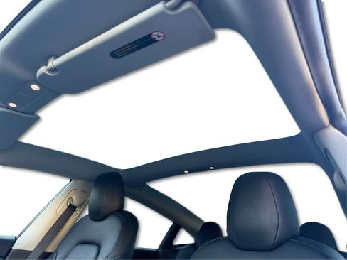 Used 2020 Tesla Model 3 image 22