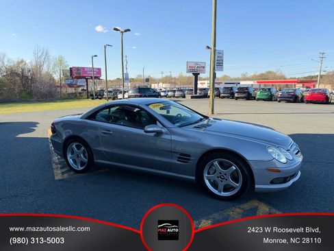 Used 2006 Mercedes-Benz SL 55 AMG SL 55 AMG Roadster 2D image 3