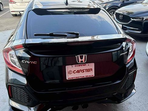 Used 2018 Honda Civic Sport image 28