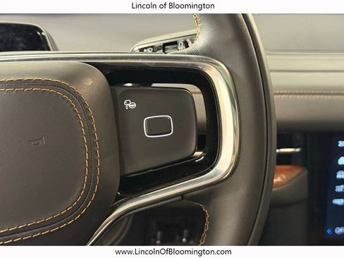Used 2025 Lincoln Navigator Black Label AWD/4WD image 37
