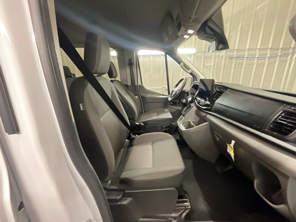 Used 2025 Ford Transit 350 XLT RWD image 11