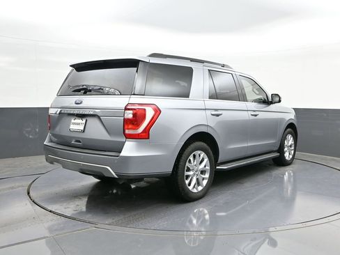 Used 2020 Ford Expedition XLT w/ Equipment Group 202A image 11