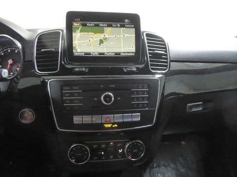 Used 2018 Mercedes-Benz GLE 350 w/ Premium 1 Package image 18