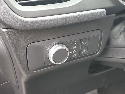 Used 2020 Ford Escape SE image 14