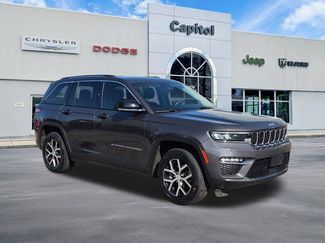 Used 2023 Jeep Grand Cherokee Limited w/ Trailer Tow Prep Group (B) AWD/4WD video 1