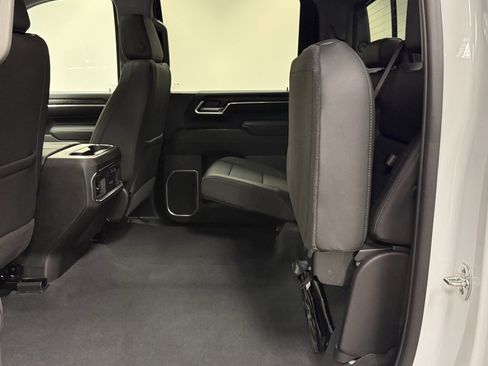 New 2026 GMC Sierra 2500 SLT image 22