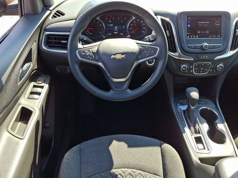 Used 2023 Chevrolet Equinox LT image 12