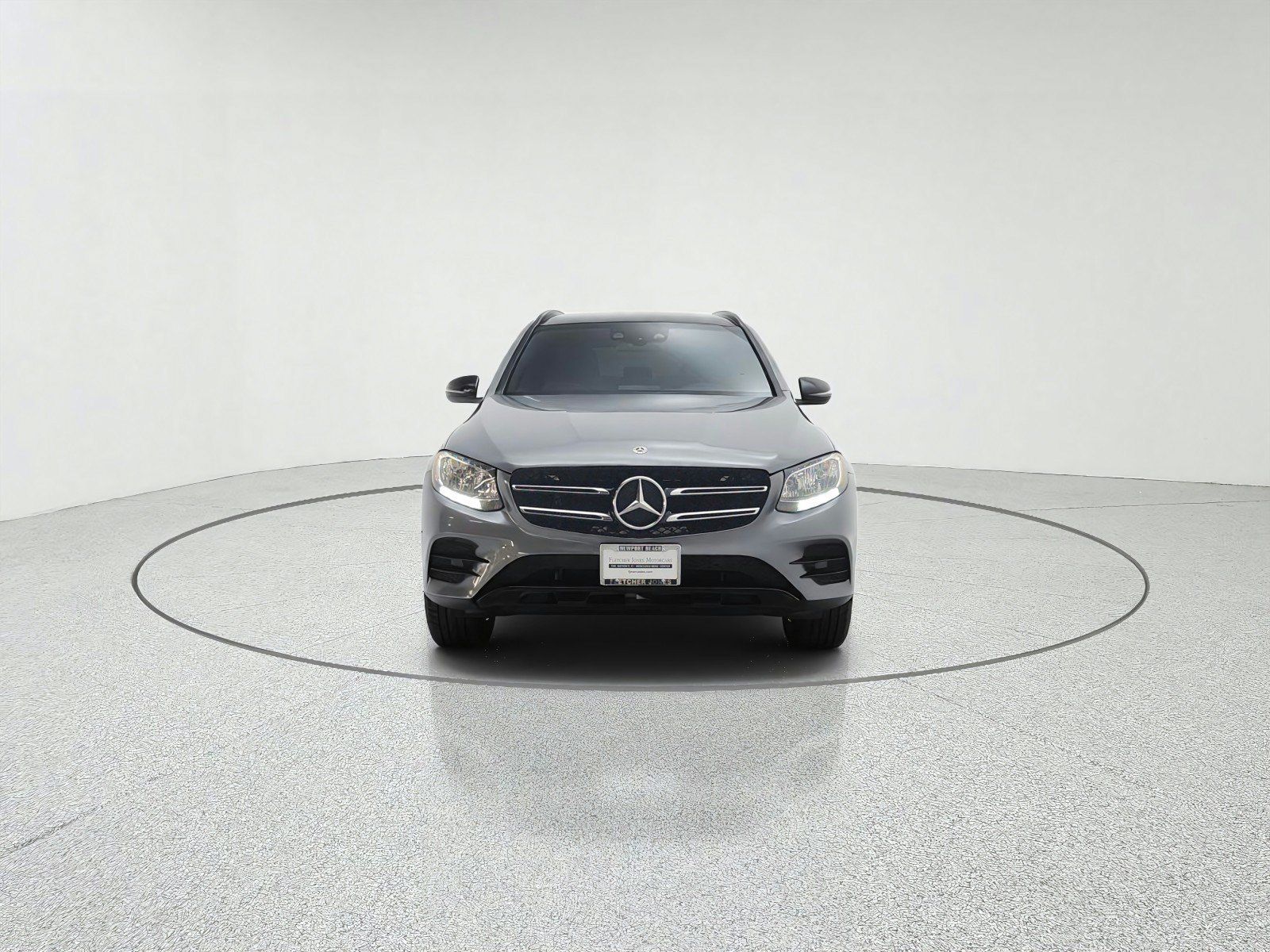 Used 2019 Mercedes-Benz GLC 300 image 2