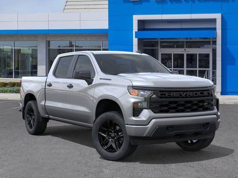 New 2026 Chevrolet Silverado 1500 Custom w/ LPO, Dark Essentials Package RWD image 7