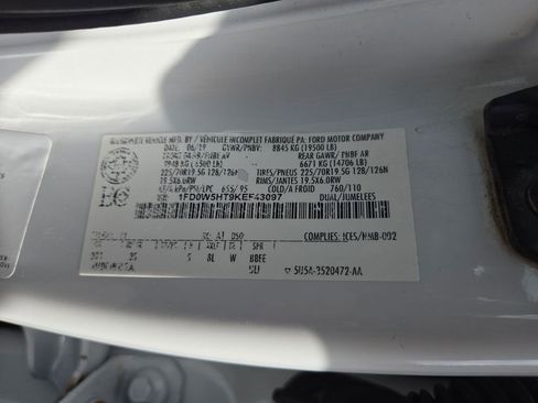 Used 2019 Ford F550 4x4 Crew Cab Super Duty image 27