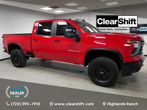 Used 2024 Chevrolet Silverado 2500 ZR2 w/ Technology Package image 1