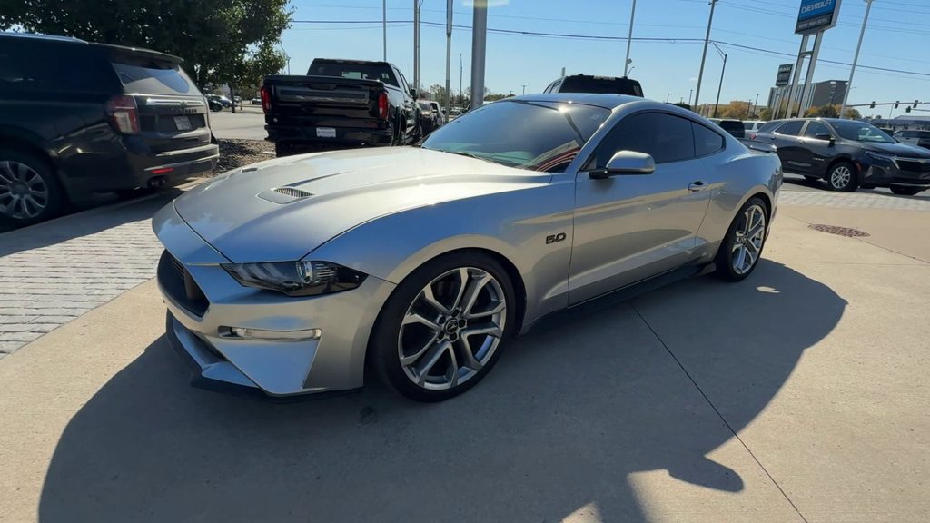 Used 2020 Ford Mustang GT w/ Black Accent Package RWD image 4