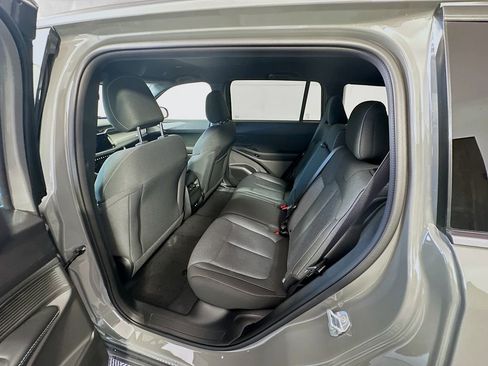 New 2026 Jeep Cherokee Laredo image 24