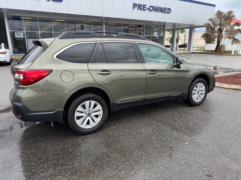 Used 2019 Subaru Outback 2.5i Premium w/ Popular Package #2 image 3