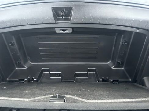 Certified 2023 Chevrolet Traverse LT image 17