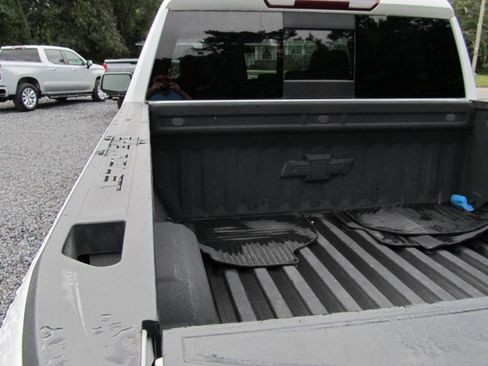 Used 2022 Chevrolet Silverado 1500 LTZ w/ LTZ Convenience Package II image 17