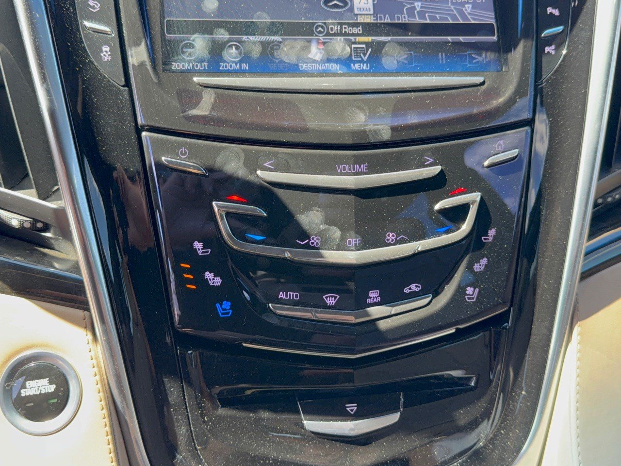 Used 2019 Cadillac Escalade Platinum AWD/4WD image 22