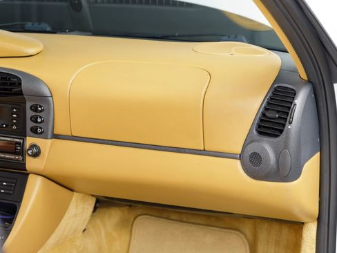 Used 1999 Porsche 911 GT3 RS image 92
