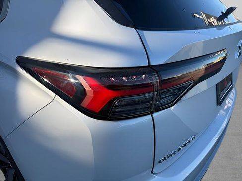 New 2026 Mitsubishi Outlander SEL FWD image 34