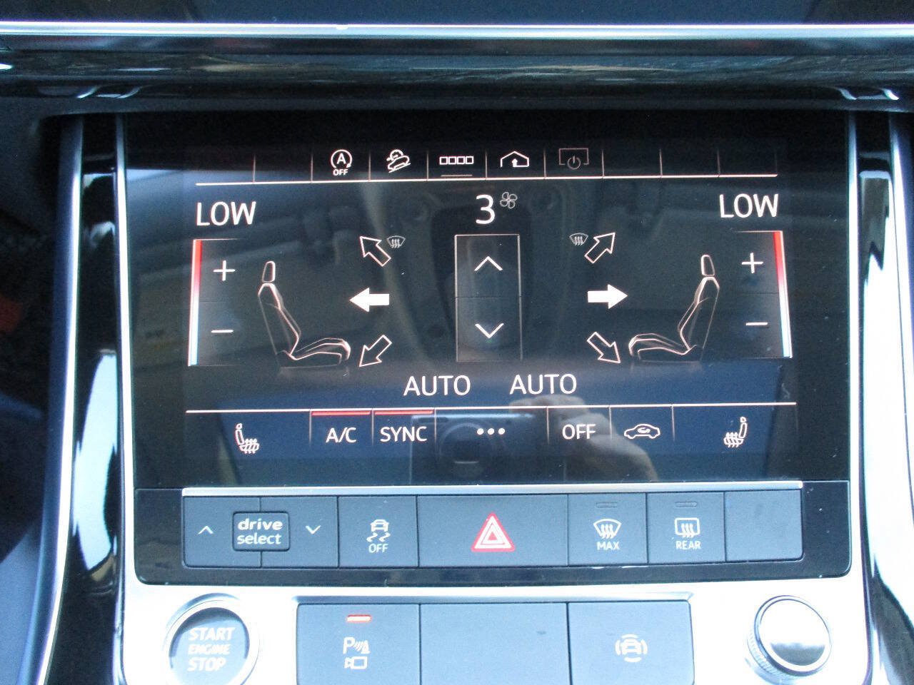 Used 2023 Audi Q7 3.0T Premium Plus AWD/4WD image 30