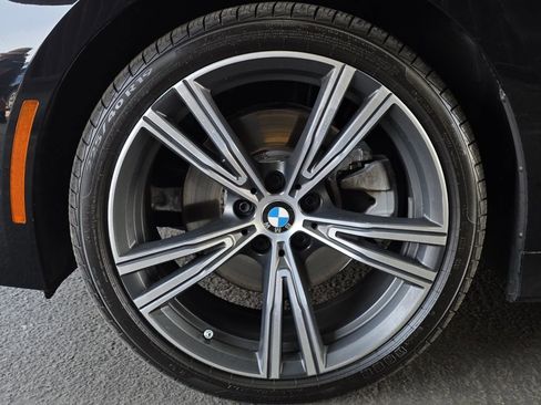 Used 2024 BMW 330i Sedan w/ Convenience Package RWD image 32