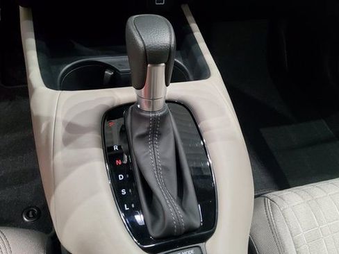 Used 2025 Honda HR-V LX image 30