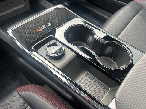 Used 2025 Chevrolet Equinox RS image 43