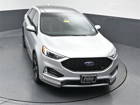 Certified 2019 Ford Edge ST w/ Convenience Package image 45