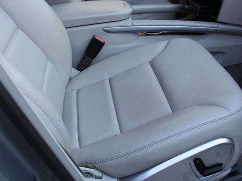 Used 2011 Mercedes-Benz ML 350 2WD image 27