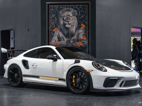 Used 2019 Porsche 911 GT3 RS image 10
