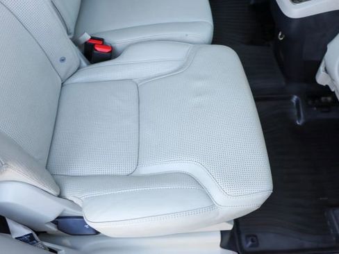 Used 2017 Volvo XC90 T6 Inscription w/ Vision Package image 24