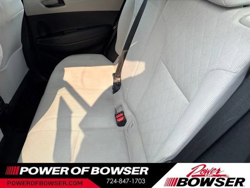 Used 2023 Toyota Corolla Cross L FWD image 10