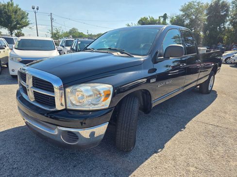 Used 2007 Dodge Ram 1500 Truck SLT RWD image 3